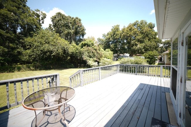 Building Photo - 3204 Gallant Fox Trail