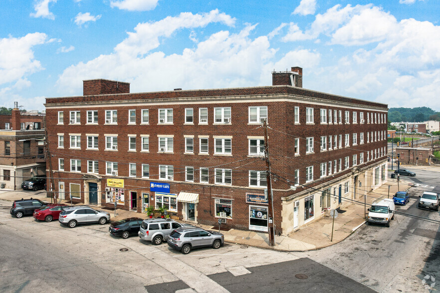 Primary Photo - Stonehurst Apartments
