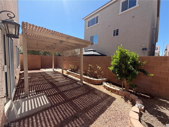 Building Photo - 6055 Montana Peak Ave