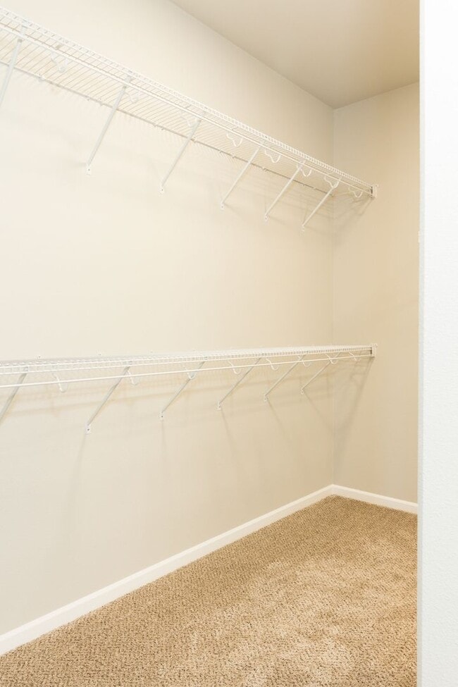 Building Photo - 3-bedroom, 3-bathroom West Fargo Single-Family Home w/ 3 Stall Garage