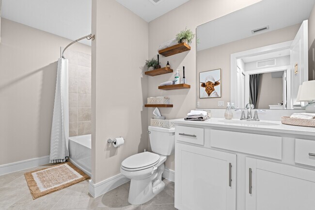 Building Photo - 5651 Double Eagle Cir