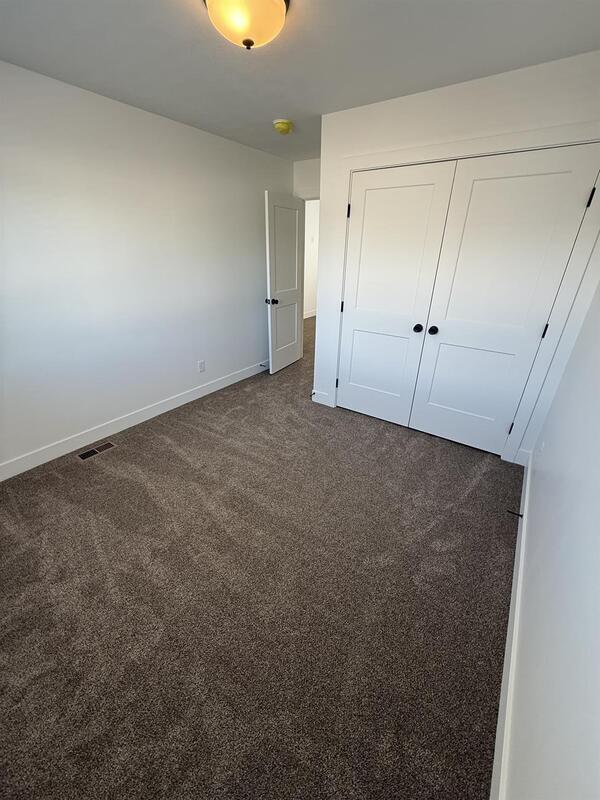 Building Photo - 96 N 400 W