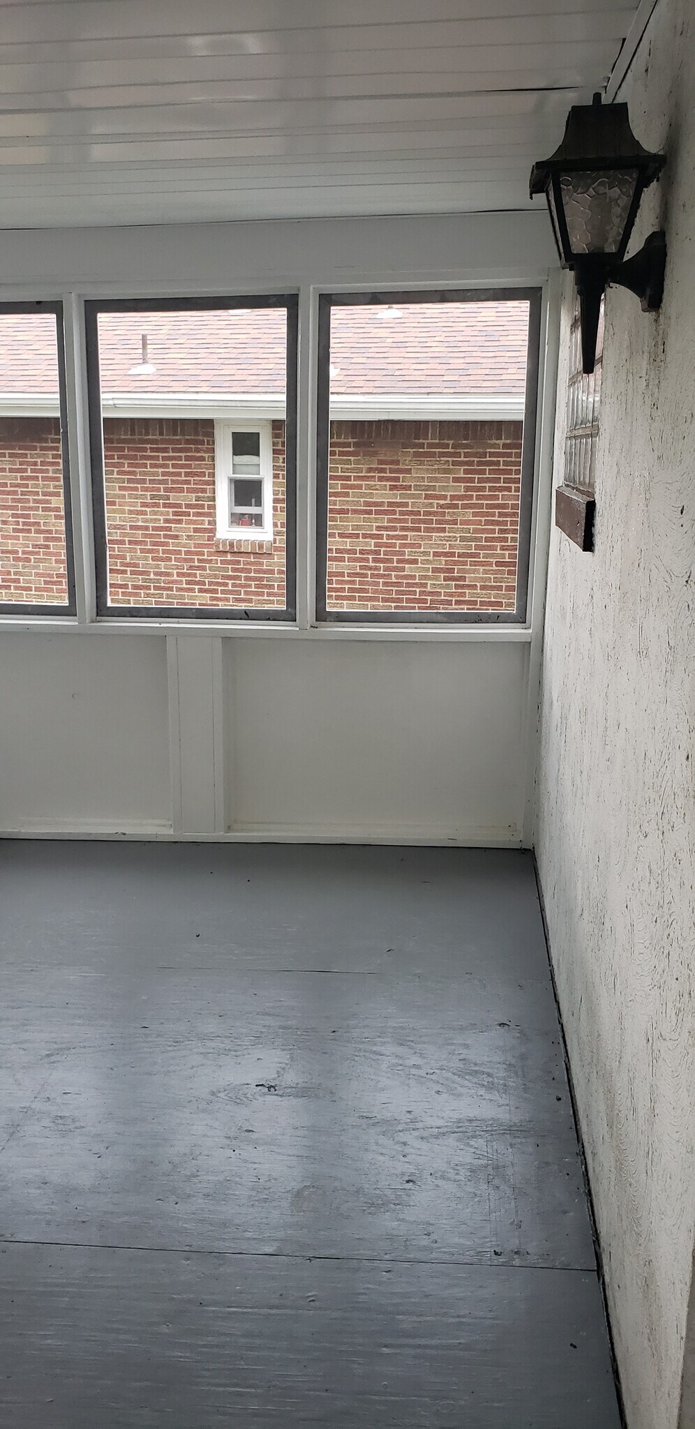 Building Photo - 535 Shelbourne Ave