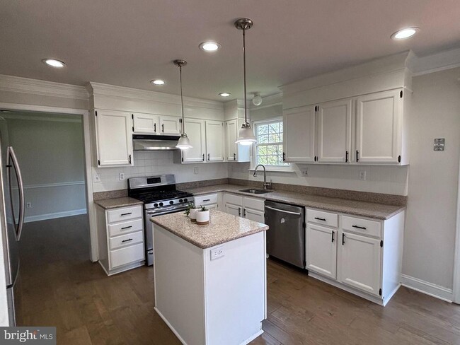 Building Photo - 34 Ironwood Dr