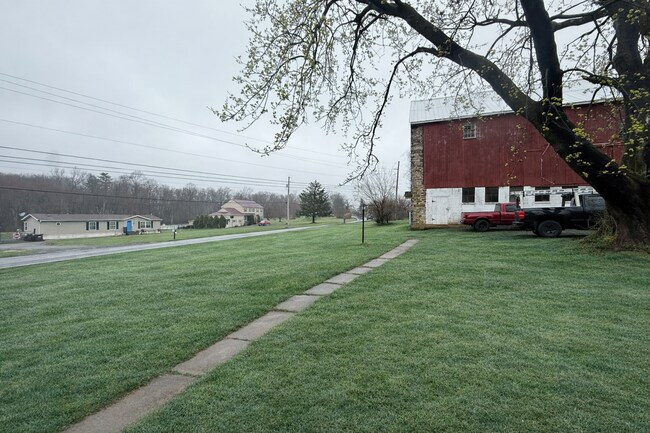 Building Photo - Amazing Brand New Renovated Farmhouse. Don't Miss.