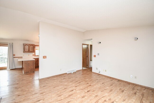 Building Photo - Spacious 4-Bedroom Acreage with Stunning Views Near Hartford — 1.5 Acres of Country Living!