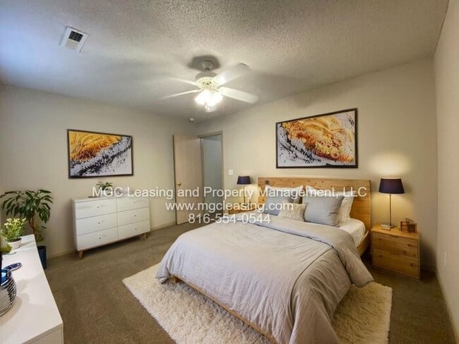 Building Photo - SOUTH GARDEN TOWNHOMES
