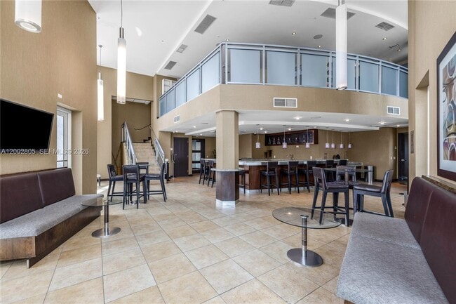 Building Photo - 60 SW 13th St