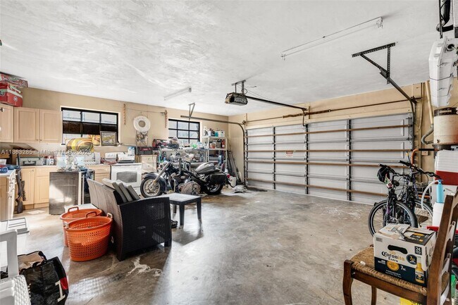 Building Photo - 22100 SW 194th Ave
