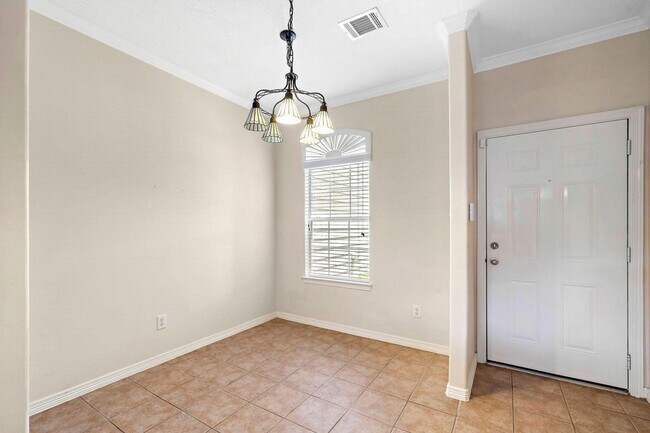 Building Photo - 816 Sterling Creek Cir