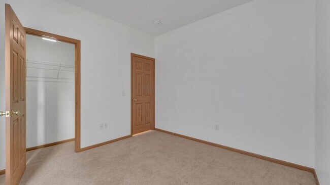 Building Photo - 7275 Winterbek Ave