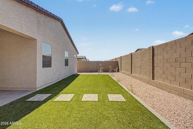 Building Photo - 5722 W Getty Dr