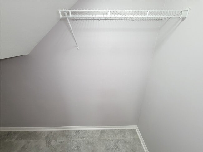 Building Photo - 6730 Wide Creek Dr