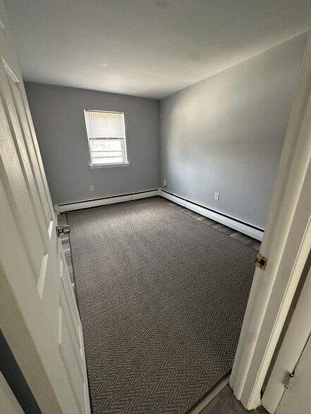 Primary Photo - 3720 Berry Ave