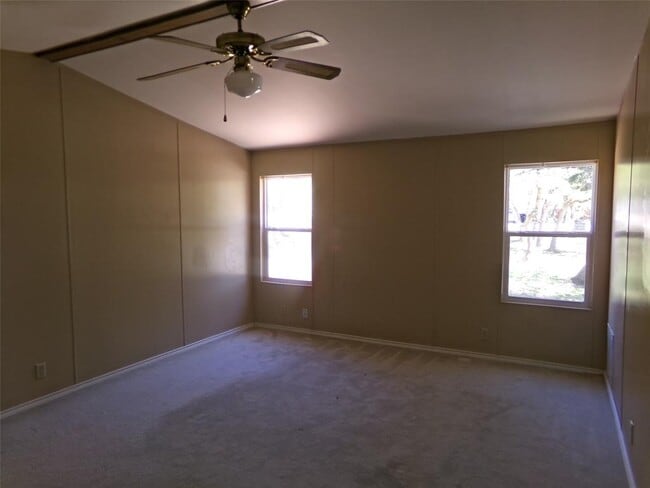 Building Photo - 1603 Tierra Alto St