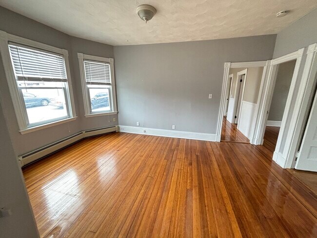 Building Photo - 179 Tremont St