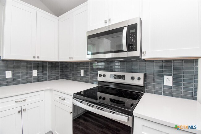 Building Photo - 544 Buckskin Dr