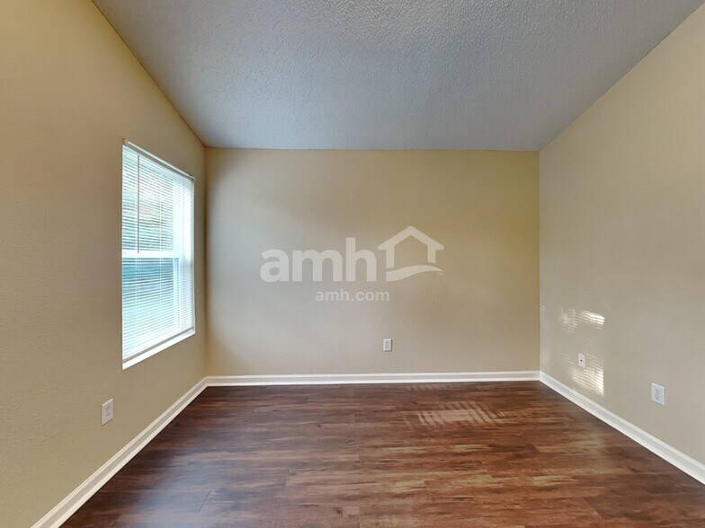 Building Photo - 5869 High Grass Ln