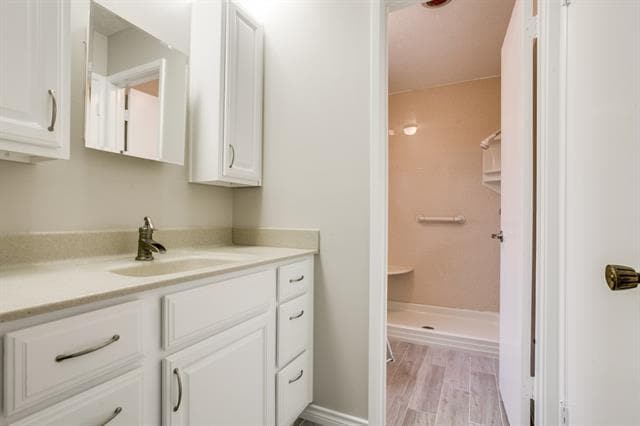 Building Photo - 1308 Grinnell Dr