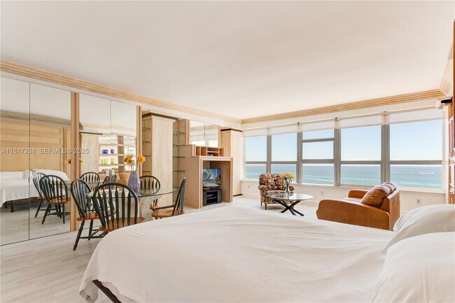 Building Photo - 4925 Collins Ave