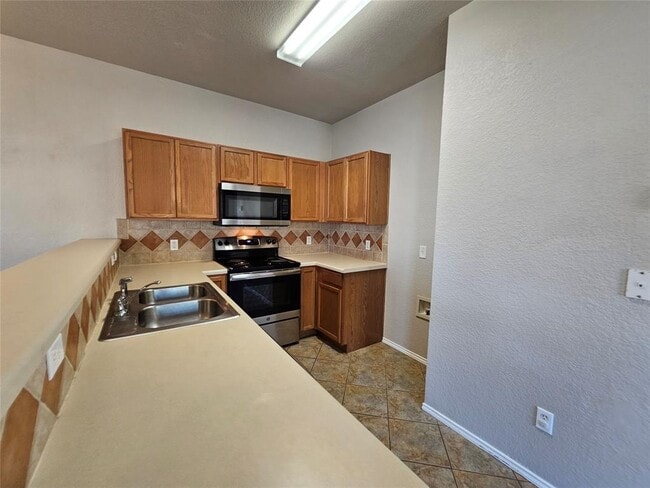 Building Photo - 302 Windridge Village Cove