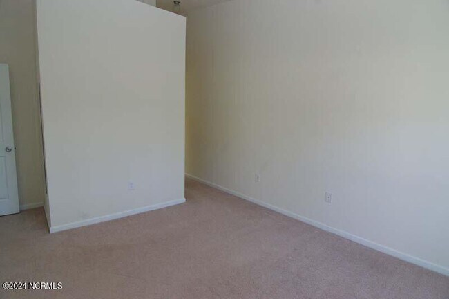 Building Photo - 1129 Turtle Creek Rd