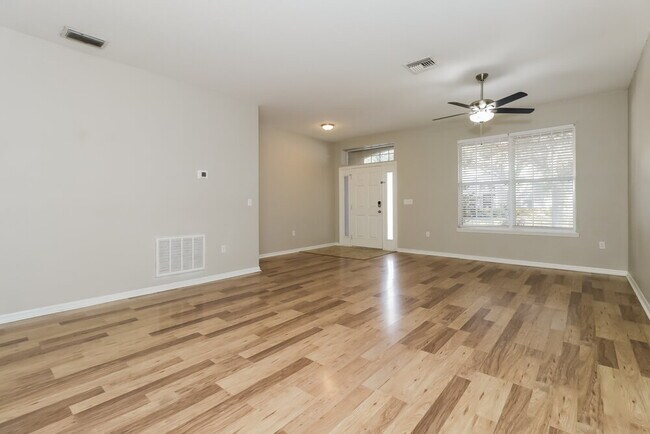 Building Photo - 11832 Colony Lakes Blvd