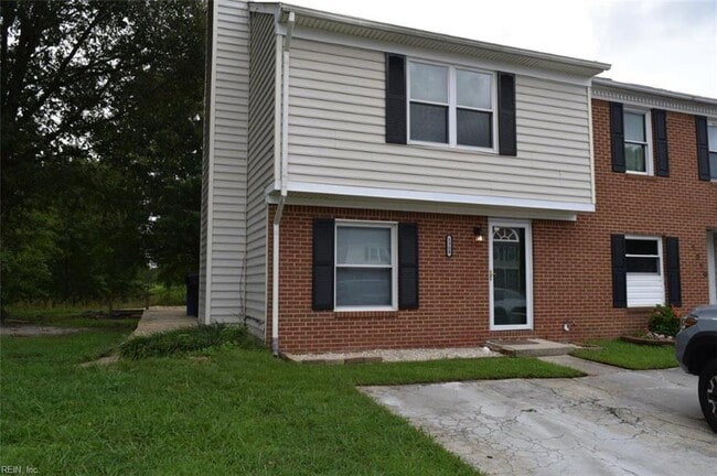 Primary Photo - 1308 Mikie Ct