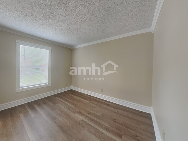 Building Photo - 10303 Buckshire Ln