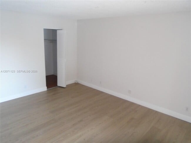 Building Photo - 1648 NW 58th Ave