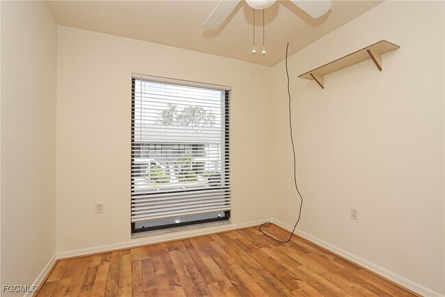 Building Photo - 1208 Commonwealth Cir