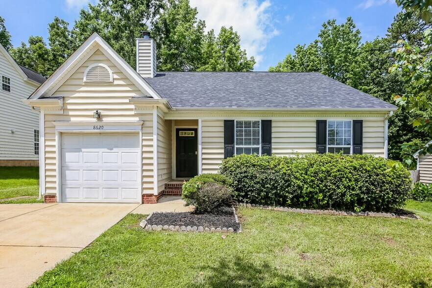 Primary Photo - 8620 Warwick Crest Ln