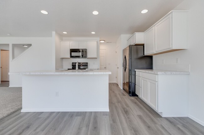 Building Photo - Beautiful 3 Bedroom Townhome for Lease!