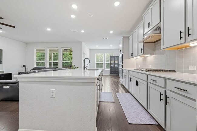 Building Photo - 17616 Chino Ln