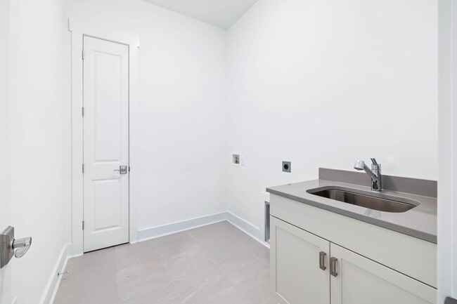 Building Photo - 2488 Pathways Drive