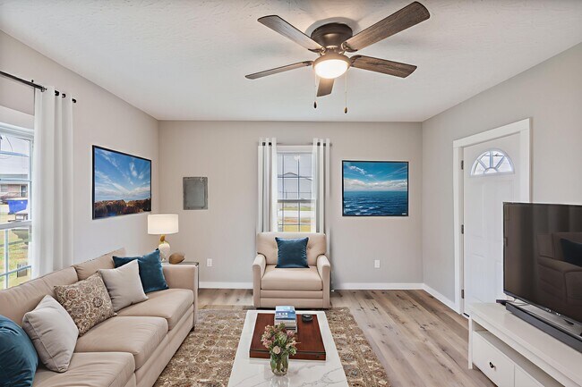 Building Photo - 1442 Magnolia St