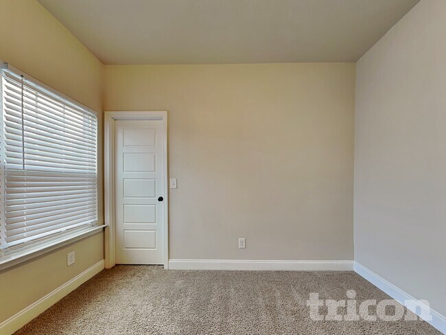 Building Photo - 124 Swinton Pond Rd