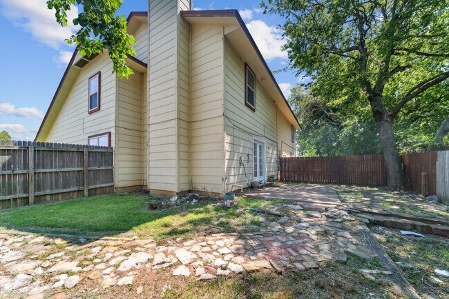 Building Photo - 3227 S Allegheny Ave