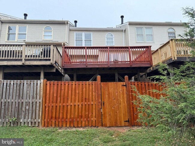 Building Photo - 58 Drumcastle Ct