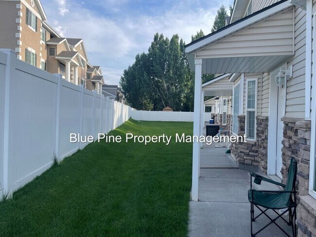 Building Photo - 577 Legacy Ln