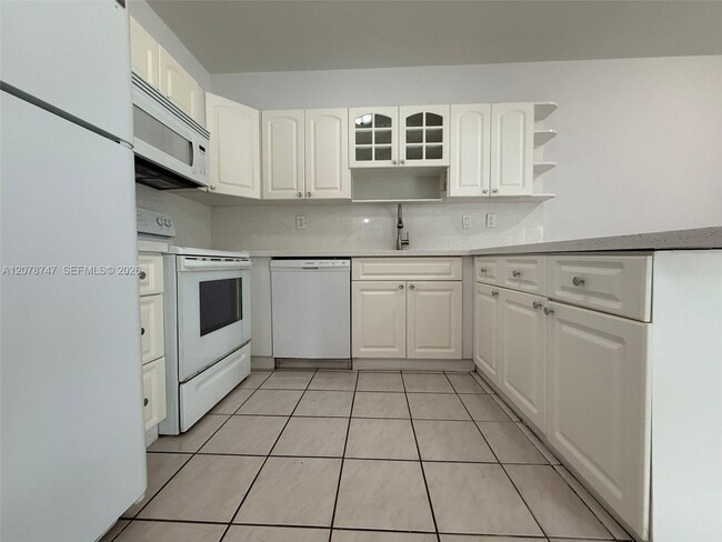 Building Photo - 746 NW 105th Pl