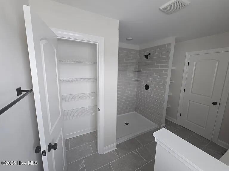 Building Photo - 4400 Laurel Ridge Dr
