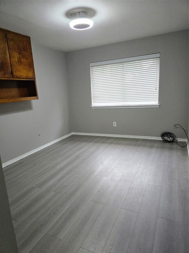 Building Photo - 1903 Riflewood Cir