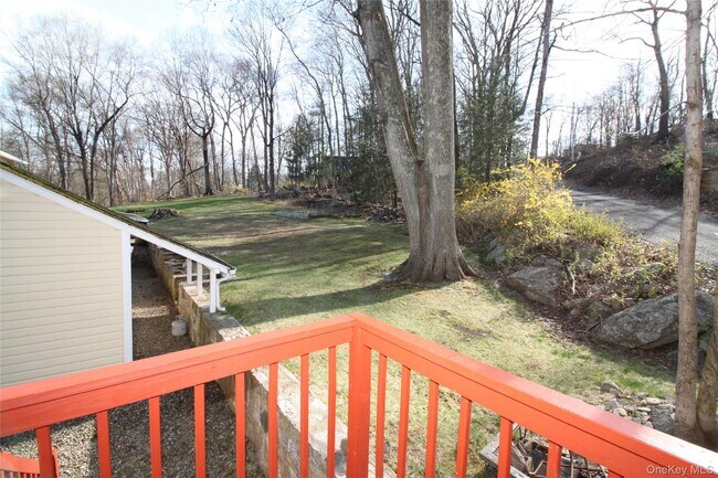 Building Photo - 495 Farmers Mills Rd