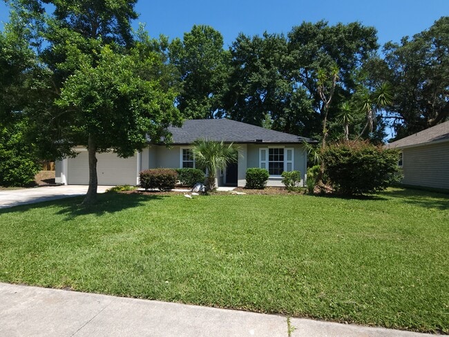 Building Photo - 95180 Twin Oaks Ln