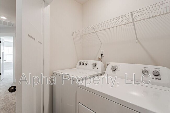 Building Photo - 451 Hazelcote Rd