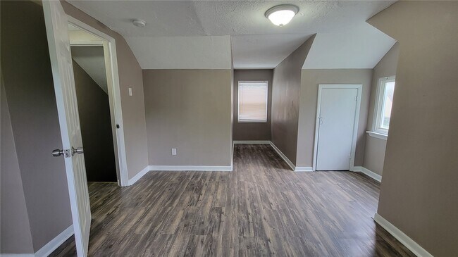 Building Photo - 8720 Marcella Ave