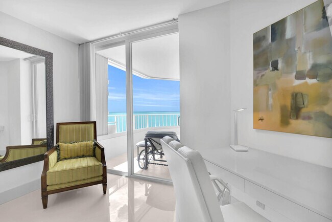 Building Photo - 500 S Ocean Blvd