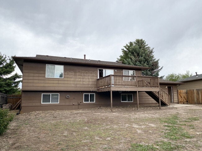 Building Photo - 6087 Del Rey Dr