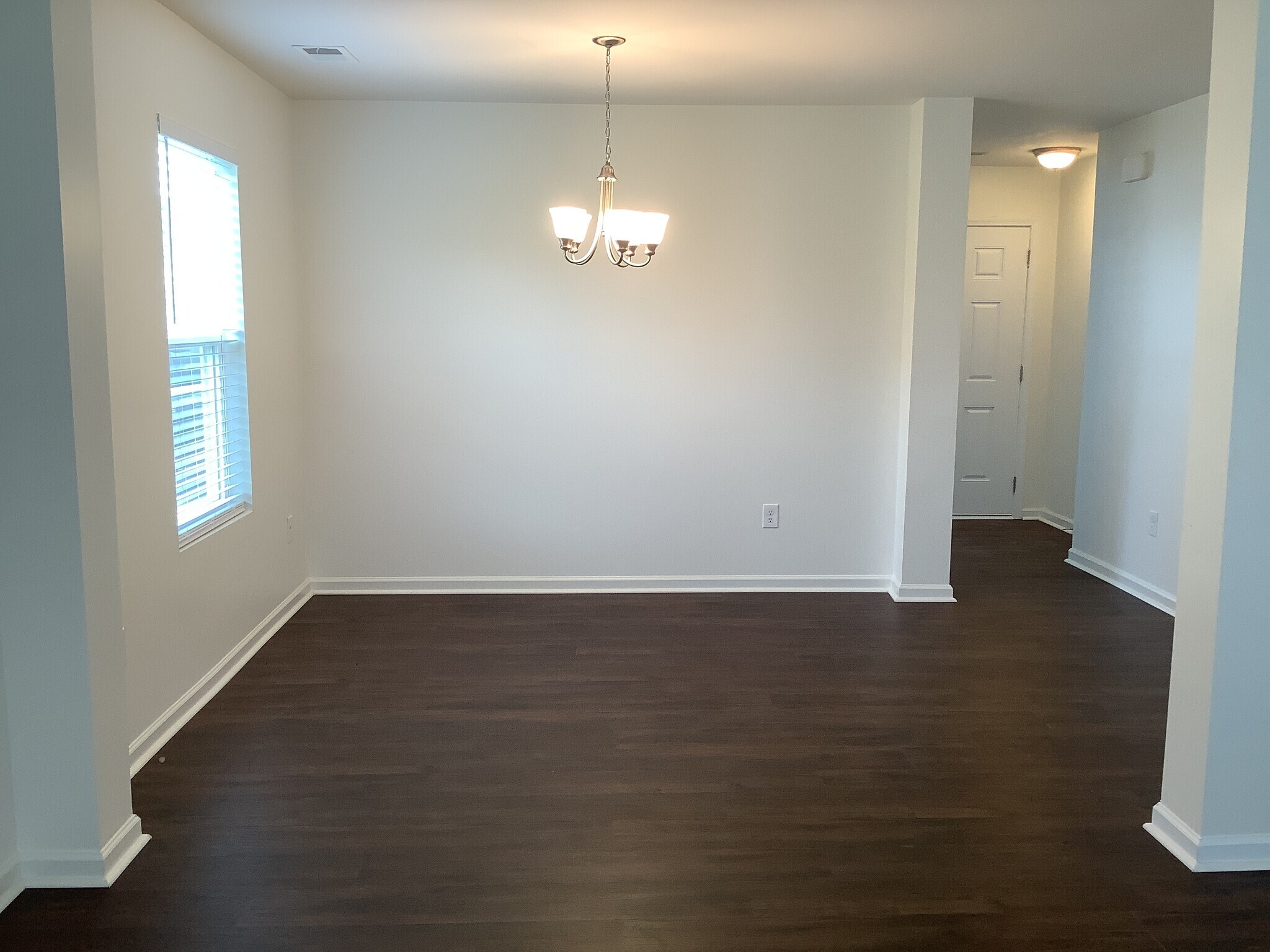 Building Photo - 36 Jones Creek Cir